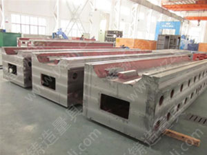 �C���T��